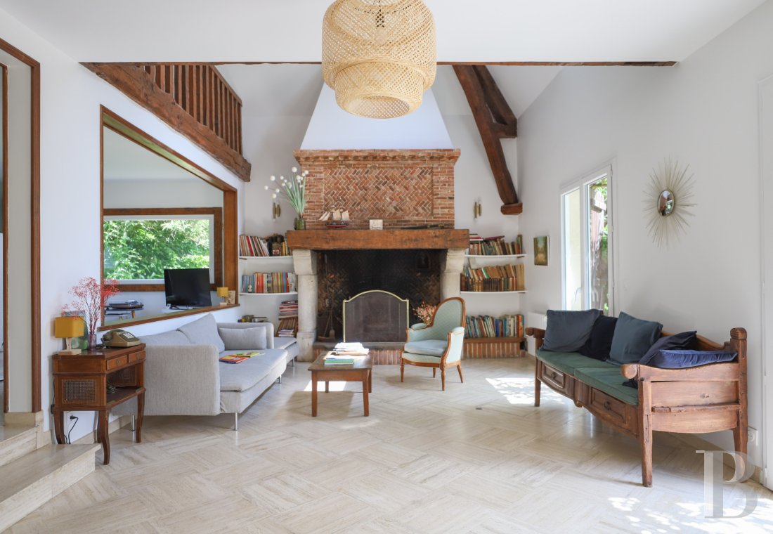En Normandie, dans le parc régional des Boucles de la Seine, une villa de style anglo-normand - photo  n°13